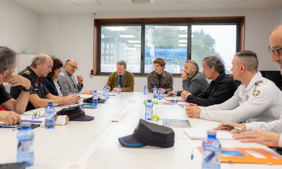 La colaboración entre Ertzaintza y Guardia Municipal mejora los datos sobre delitos en Donostia