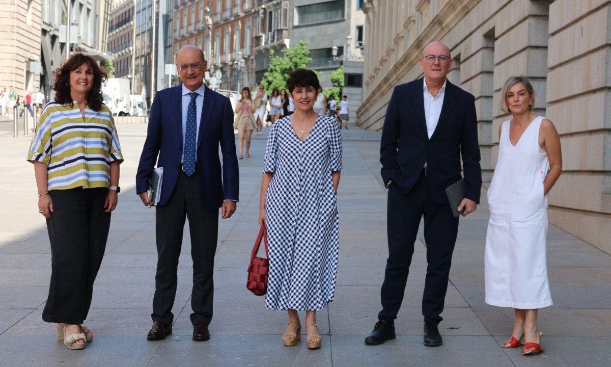 El Grupo Vasco pide que los profesores de formación vial sean considerados conductores profesionales 