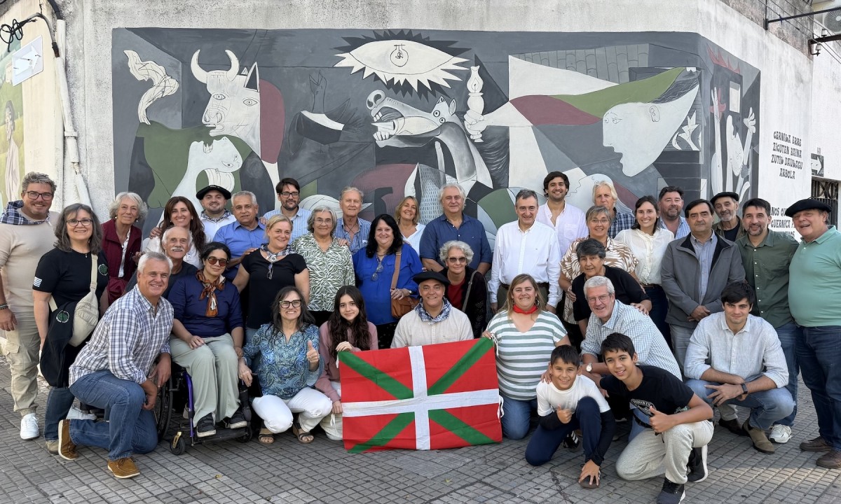 EAJ-PNV celebra el Aberri Eguna en Argentina y Uruguay junto a la diáspora vasca