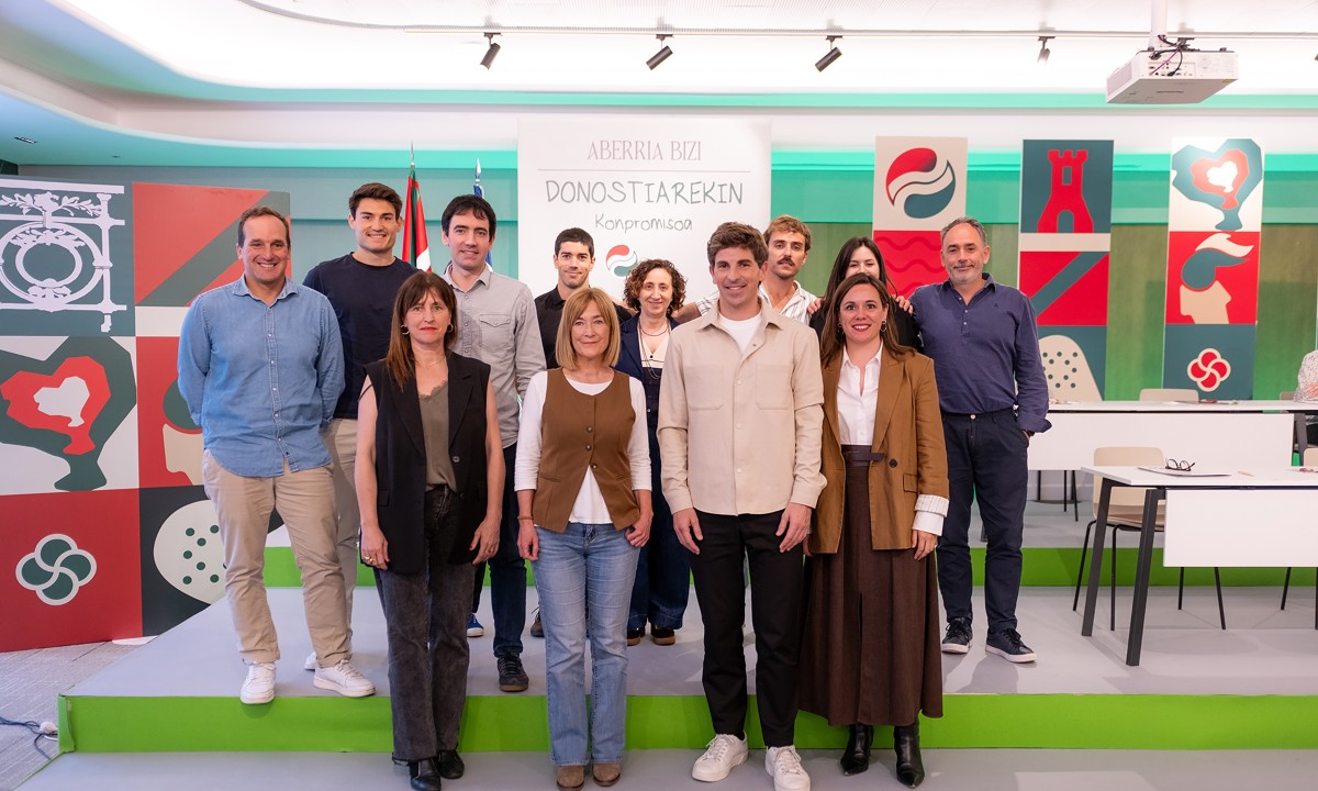 EUZKO ALDERDI JELTZALEAK “DONOSTIAREKIN KONPROMISOA” EKIMENA AURKEZTU DU   