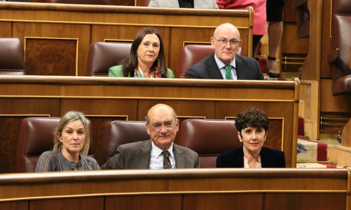 Vaquerok Espainiako gobernuari eskatu dio Etxebizitza Legearen 