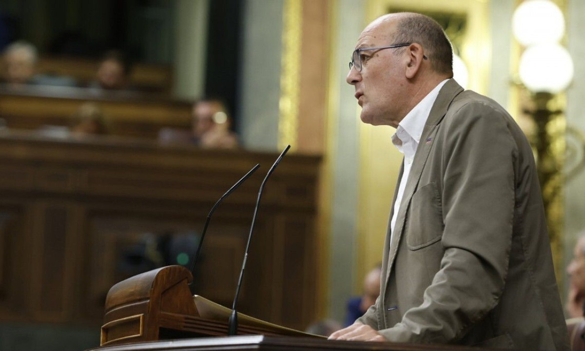 Farmaziako prestazioei erabiltzaileek egin beharreko ekarpena modulatuko duen dekretua babestu du Euskal Taldeak 