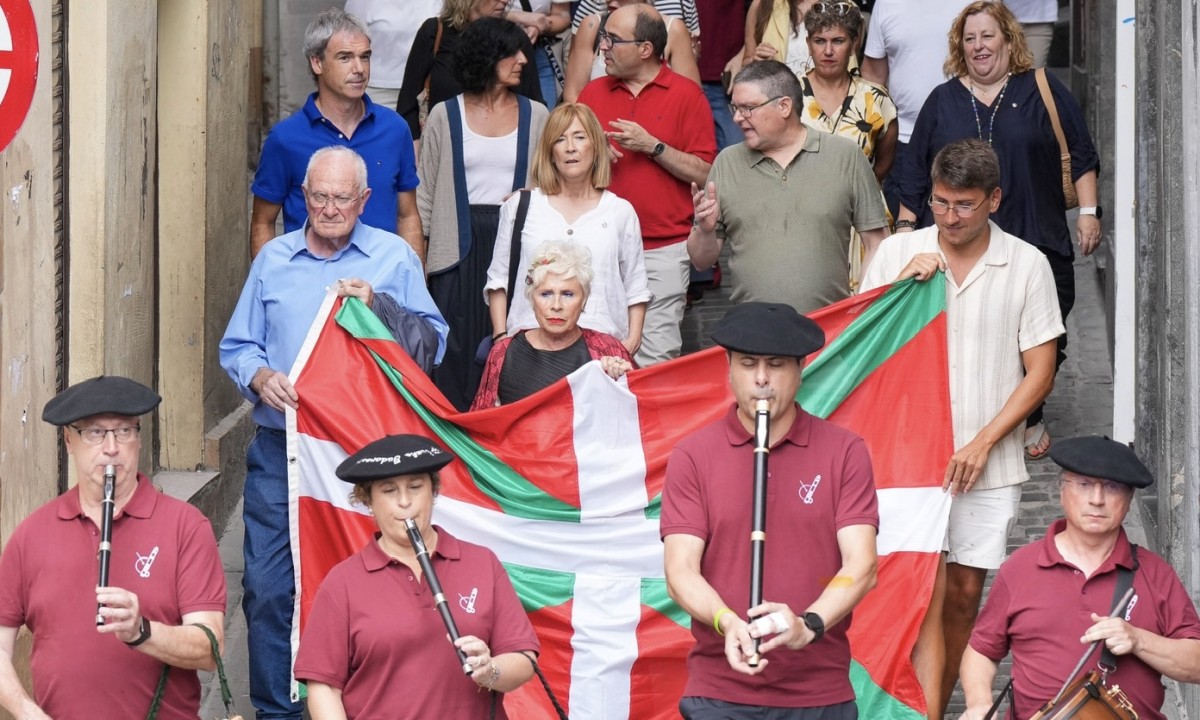 “El liderazgo del PNV se sustenta en su permanente defensa de la libertad de Euskadi y de los derechos de todos los vascos”, subraya la presidenta del GBB