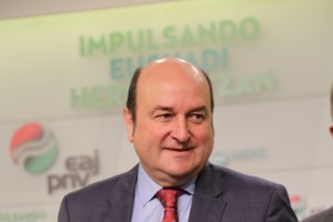 Andoni Ortuzar eta Eugenio Ibarzabal - 