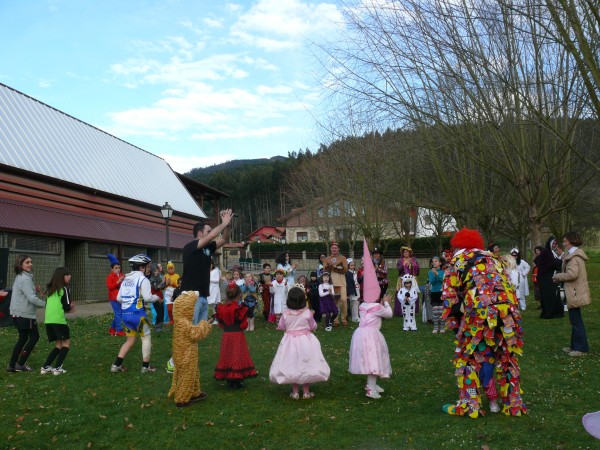Meñakako Ihauteriak. Carnavales en Meñaka
