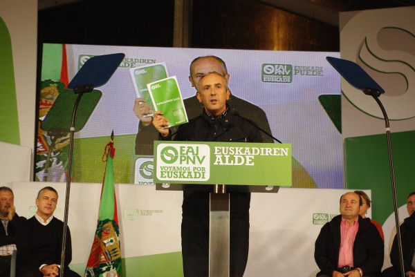 Josu Erkoreka eta Iñigo Urkullu - Getxoko ekitaldian