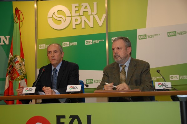 Josu Erkoreka eta Pedro Azpiazu aurrekontuen egonkortasunerako legeari buruz