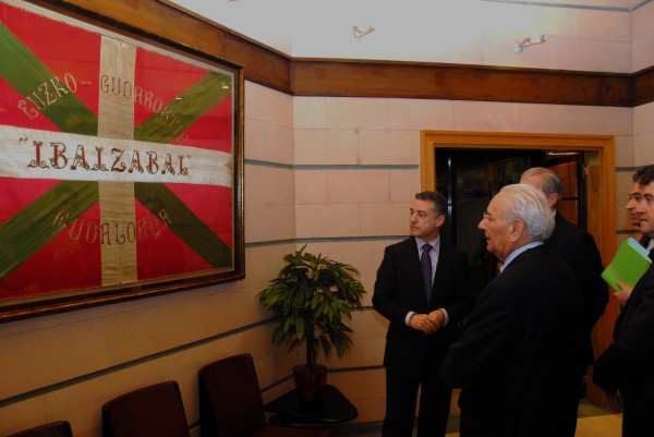 Iñigo Urkullu, Iñaki Goikoetxeta,  Didier Borotra, Alcalde de Biarritz y Michel Poueyts