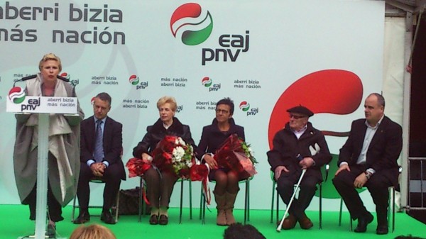 Iñigo Urkullu eta Joseba Egibar Eibarko bonbardaketen 75. urteurrenean