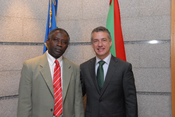 Iñigo Urkullu MAIB alderdiko ordezkaritzarekin