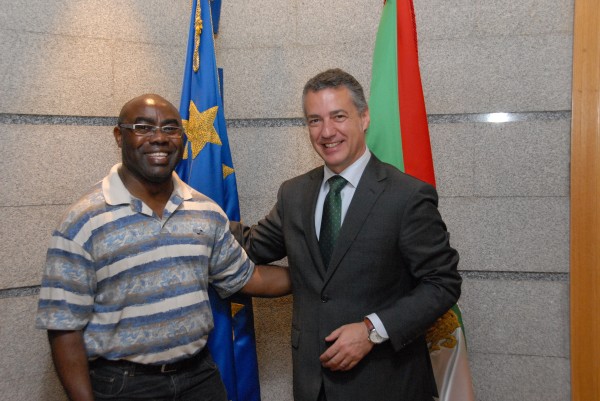 Iñigo Urkullu con representantes del Partido MAIB