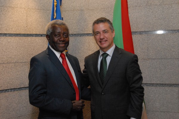 Iñigo Urkullu MAIB alderdiko ordezkaritzarekin