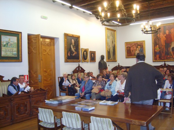 Helduak en Hondarribi e Iparralde