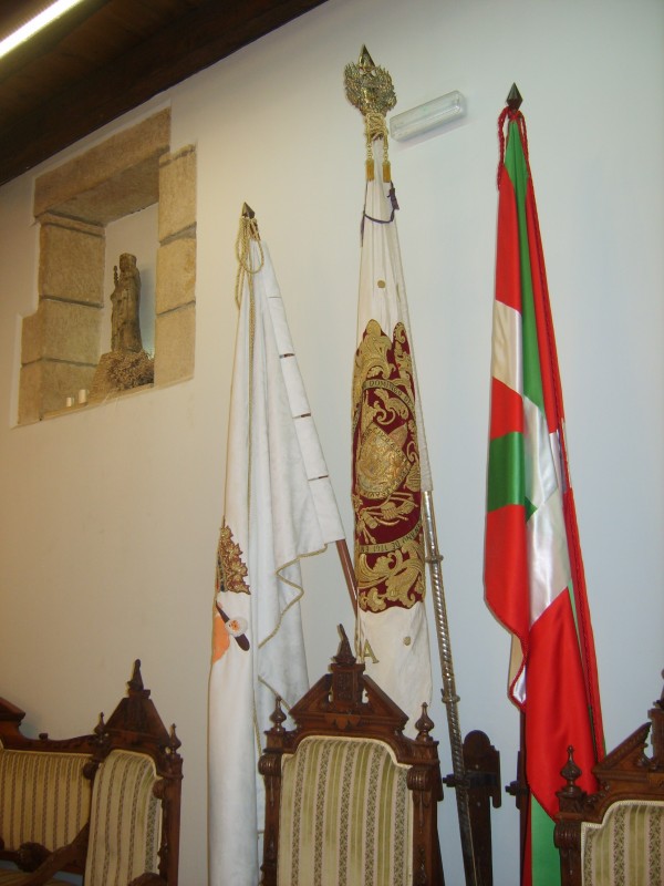 Helduak en Hondarribi e Iparralde