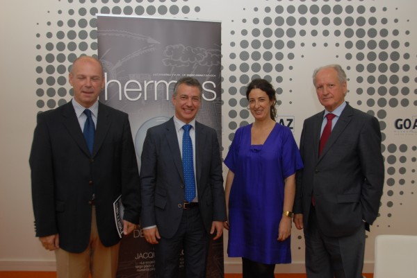 Iñigo Urkullu Hermes aldizkarien ale berrien aurkezpenean