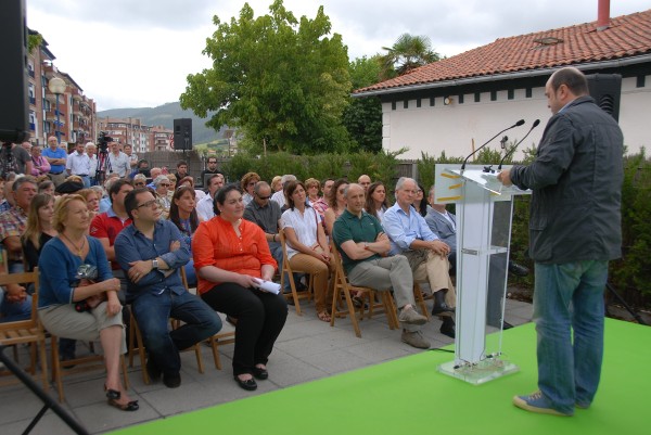 Andoni Ortuzar Bakioko Alderdikide egunean 