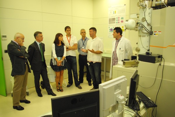 Iñigo Urkullu visita el CIC bioGUNE en Derio