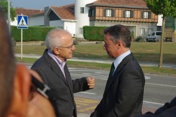 Iñigo Urkullu visita el CIC bioGUNE en Derio