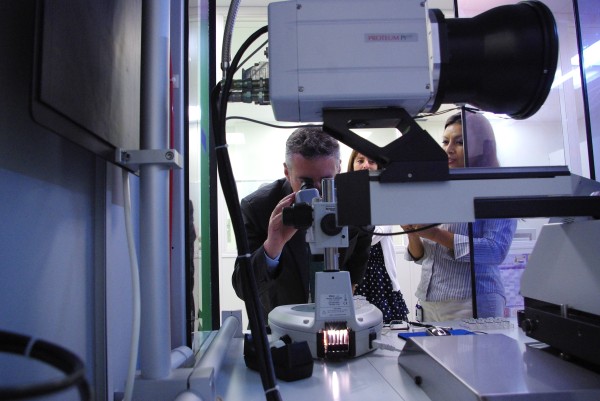 Iñigo Urkullu CIC bioGUNE zentroan, Derion