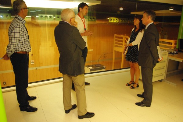 Iñigo Urkullu visita el CIC bioGUNE en Derio