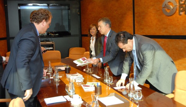 Iñigo Urkullu con Dirk-Jan Nieuwenhuis, Anders Carlsson, y Torsten Kjølby Nielsen