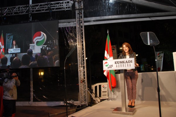 Urkullu: “ Euskadi aurrera, o Euskadi atzera. Nosotros, aurrera”