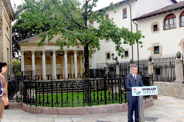 Urkulluk: “Agirre Lehendakaria eta bere Gobernua dira gure eredu”