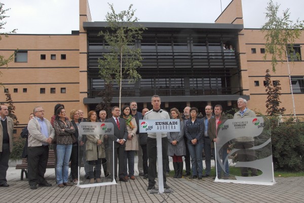 Urkullu: “Nuestro compromiso es asegurar los servicios sociales en Euskadi