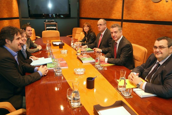 Iñigo Urkullu -  EAJ-PNVren eta EH Bilduren delegazioen arteko billera