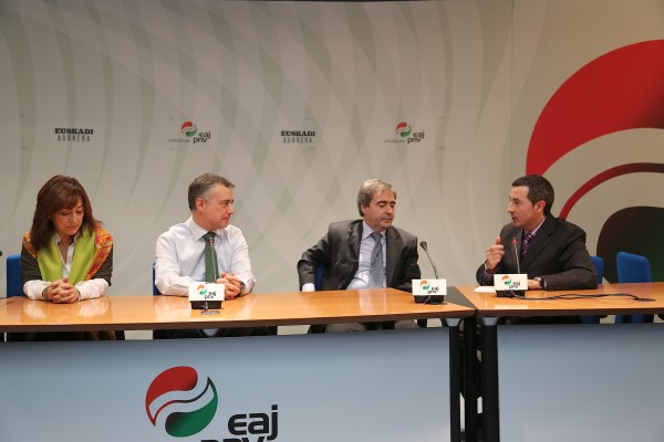 Iñigo Urkullu - Sabin Etxeko langileen agurra