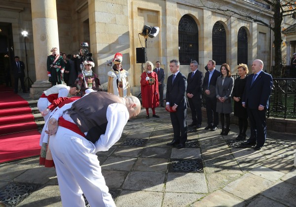 Urkullu Lehendakari - Gernika