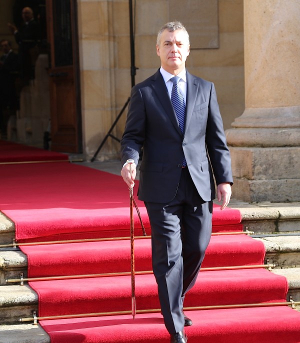 Urkullu Lehendakari - Gernika