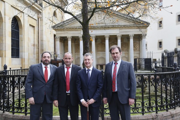 Urkullu Lehendakari - Gernika