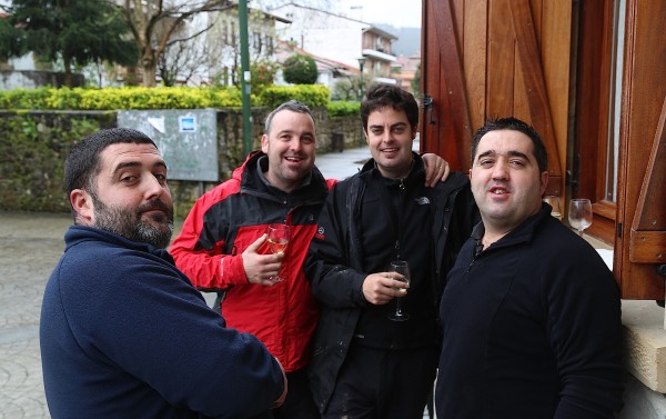 Andoni Ortuzar en Larrabetzu en la víspera de Aberri Eguna
