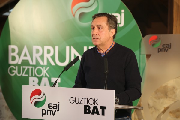 Andoni Ortuzar y Xabier Agirre en Ozaeta