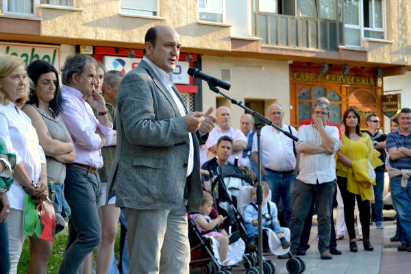 Andoni Ortuzar eta Xabier Agirre Abendañoko batzokiaren urteurrenaren ekitaldian