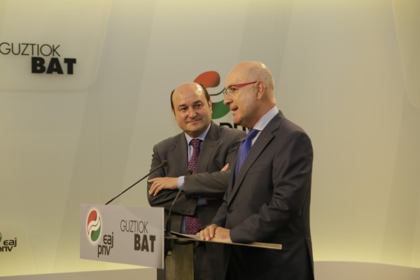 Josep Antoni Duran i Lleida eta Andoni Ortuzarren arteko bilera