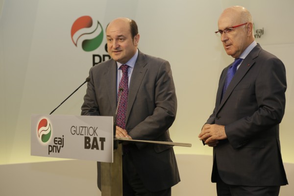 Reunión Josep Antoni Duran i Lleida y Andoni Ortuzar