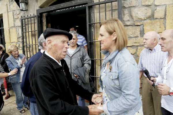 Itxaso Atutxa en el 35 Aniversario del Batzoki de Erandio Goikoa