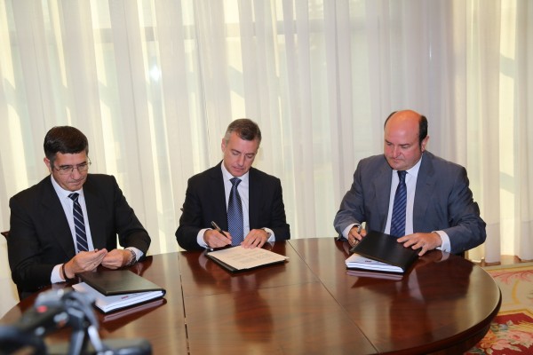 EAJ PNV PSE akordioaren sinadura