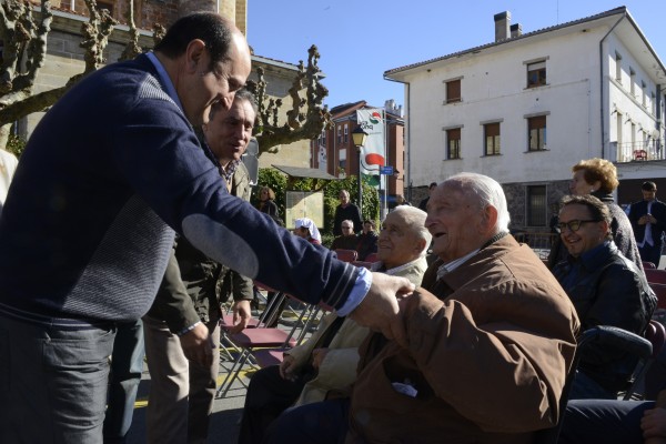 Andoni Ortuzar Asparrenan