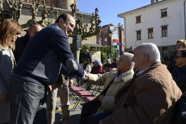 Andoni Ortuzar Asparrenan