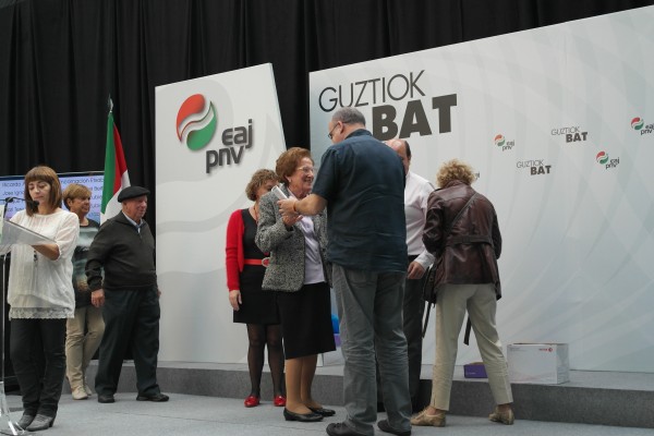 Andoni Ortuzar eta Joseba Egibar Eskoriatzako batzokiaren 100. urteurrenean #eajpnv