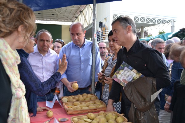 Urkullu Lehendakaria eta EAJ PNV Araban XXII. Patataren Azokan