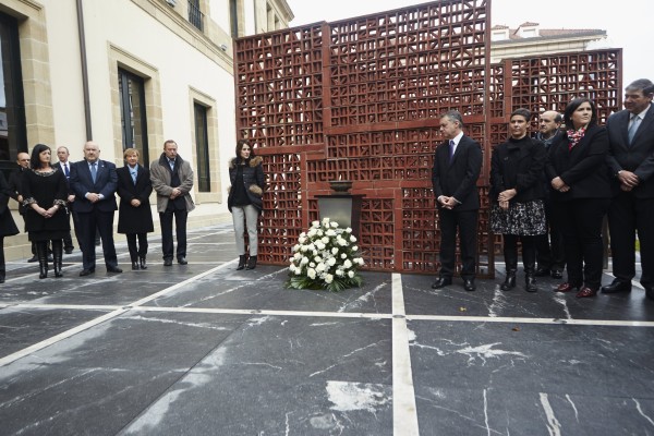 Eusko Legebiltzarra.- 