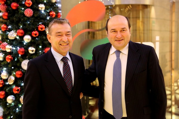 Andoni Ortuzar con el Presidente de Canarias, Paulino Rivero