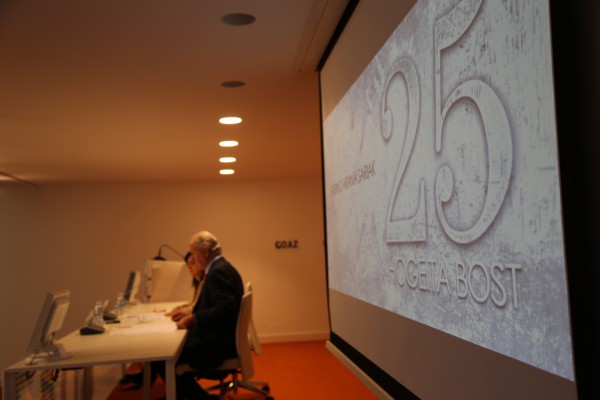 irune Zuluaga y Juan Maria Atutxa presentan los Premios Sabino Arana 2013