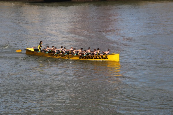 Andoni Ortuzar en la primera edición de Traineras Memorial Fernando del Valle