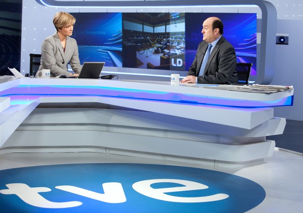 Andoni Ortuzar en los Desayunos de TVE