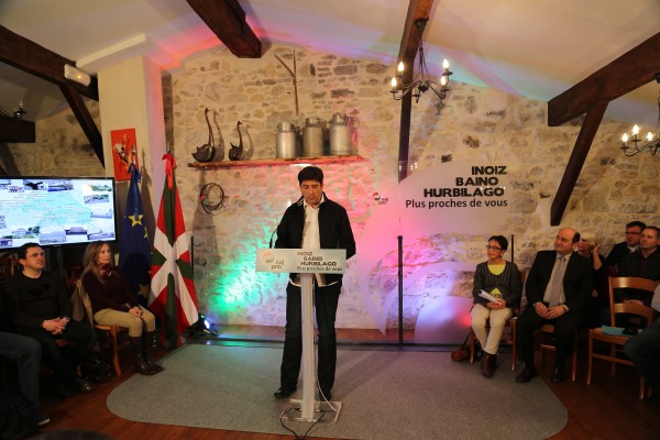 EAJ-PNB presenta en Baiona a sus candidatos para las eleciones municipales del Estado frances